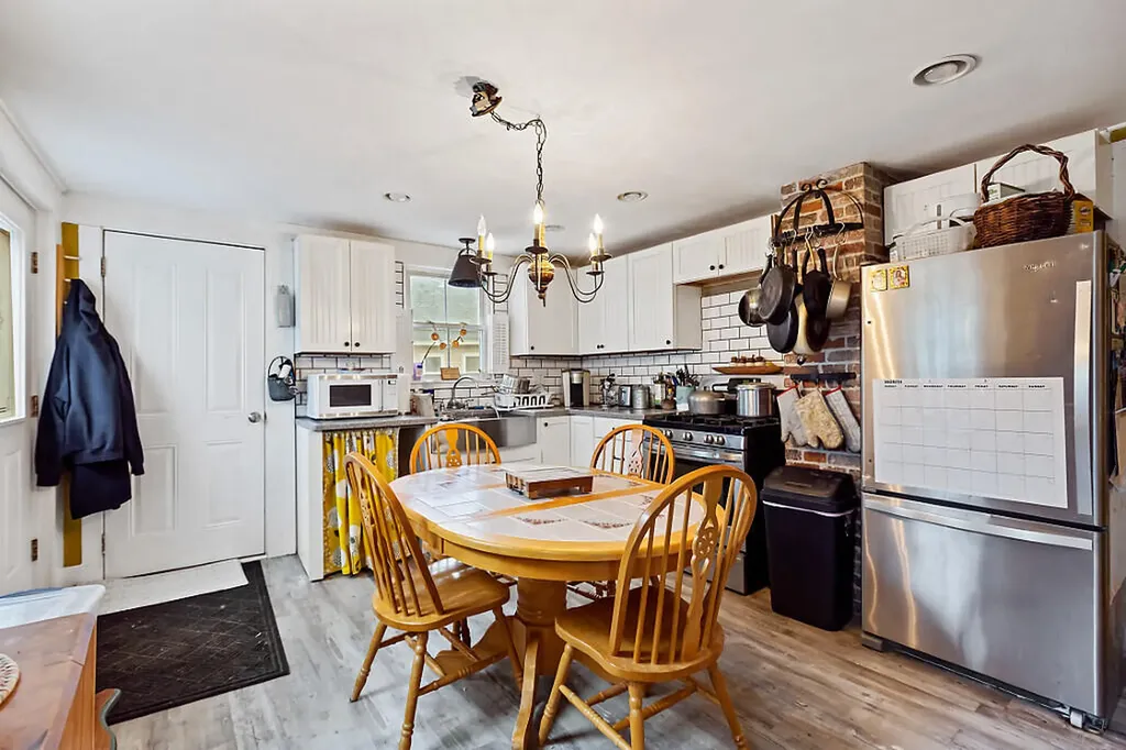 131 Brunswick Avenue Gardiner ME 04345