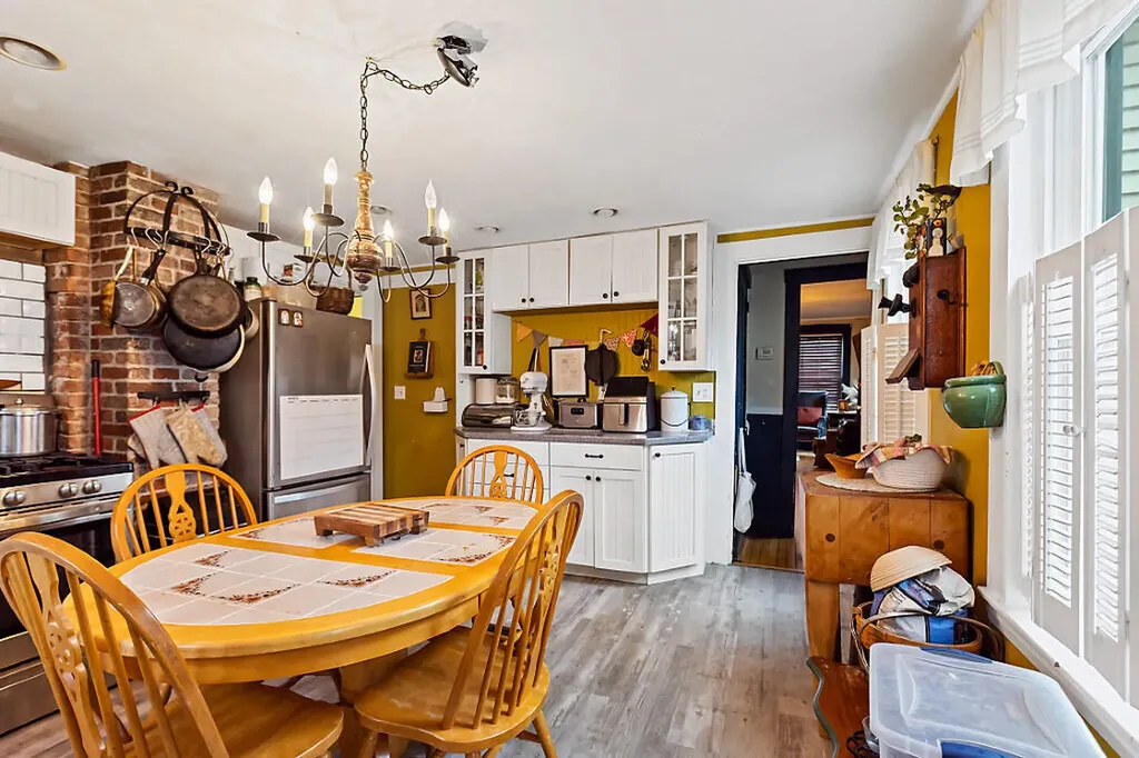 131 Brunswick Avenue Gardiner ME 04345