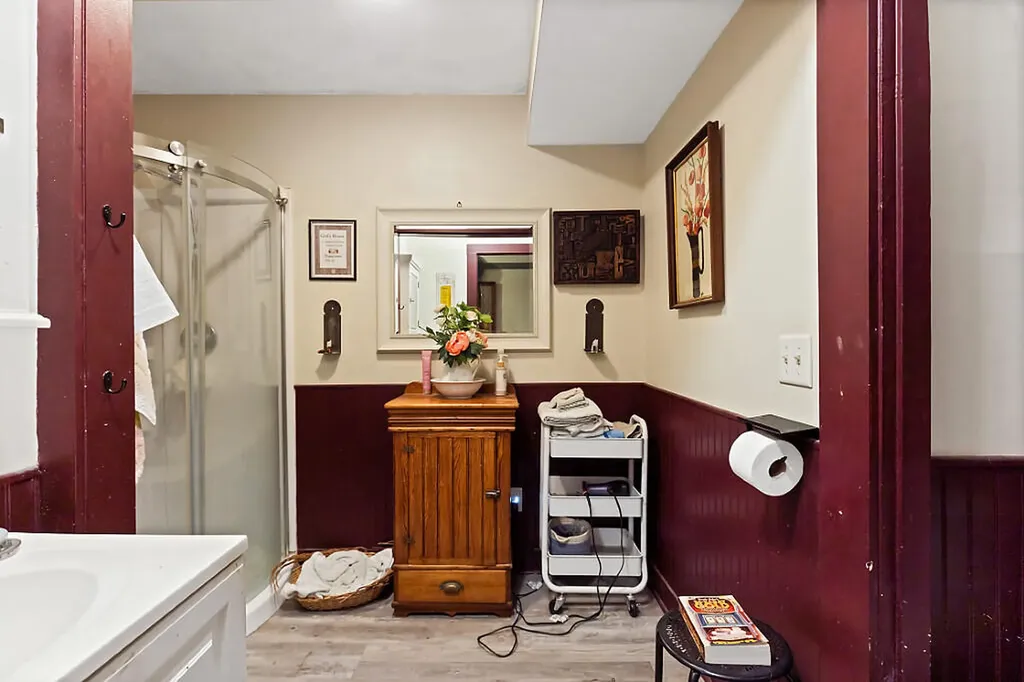 131 Brunswick Avenue Gardiner ME 04345