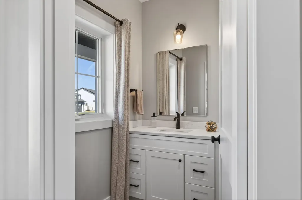 78 Owl's Nest Road Portland ME 04102