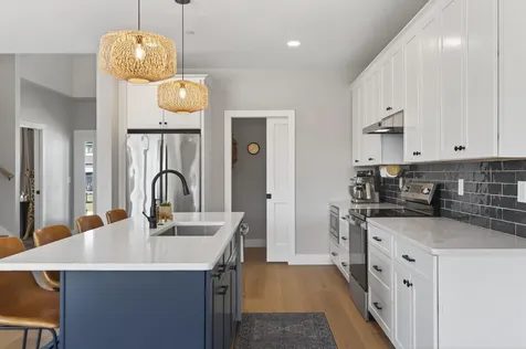 78 Owl's Nest Road Portland ME 04102