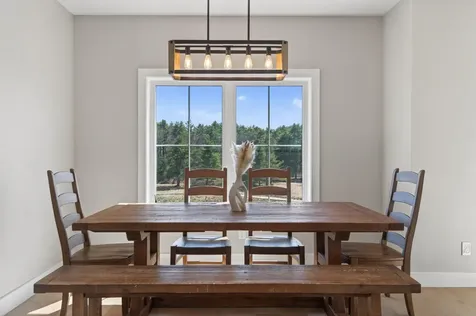 78 Owl's Nest Road Portland ME 04102