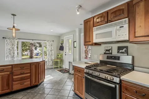 31 Elizabeth Street Portland ME 04108