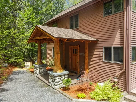 208 Main Road Chesterville ME 04938