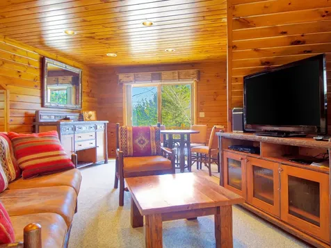 208 Main Road Chesterville ME 04938