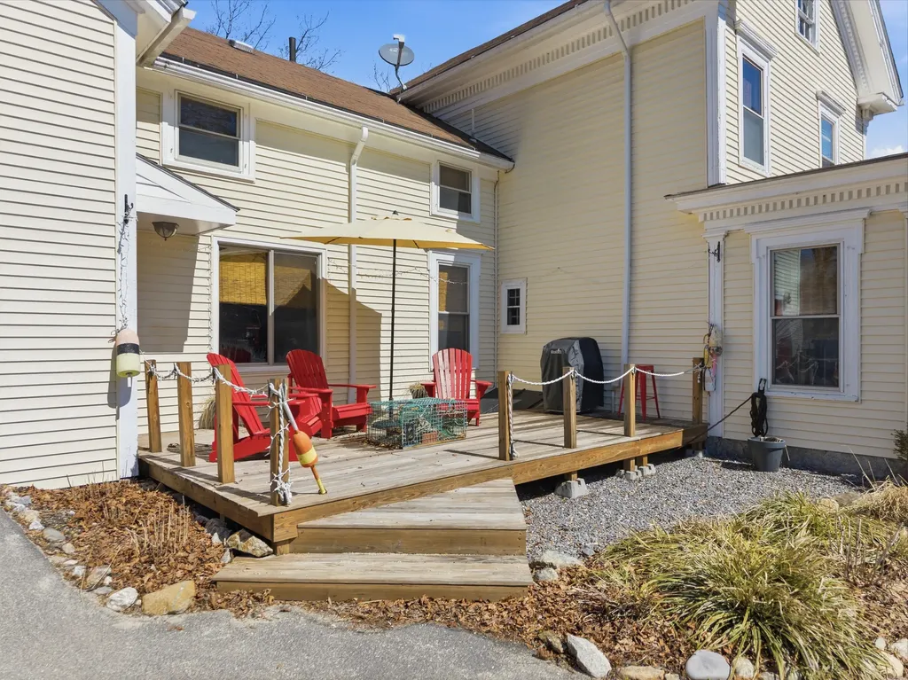 48 Lincoln Street Bath ME 04530
