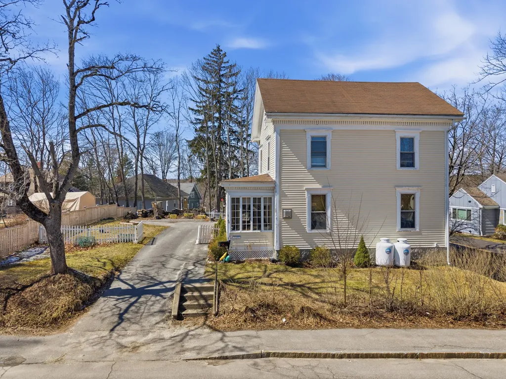 48 Lincoln Street Bath ME 04530