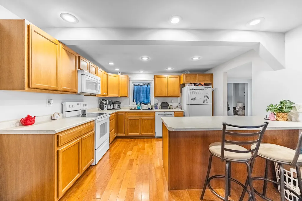 28 Abbott Street Old Town ME 04468