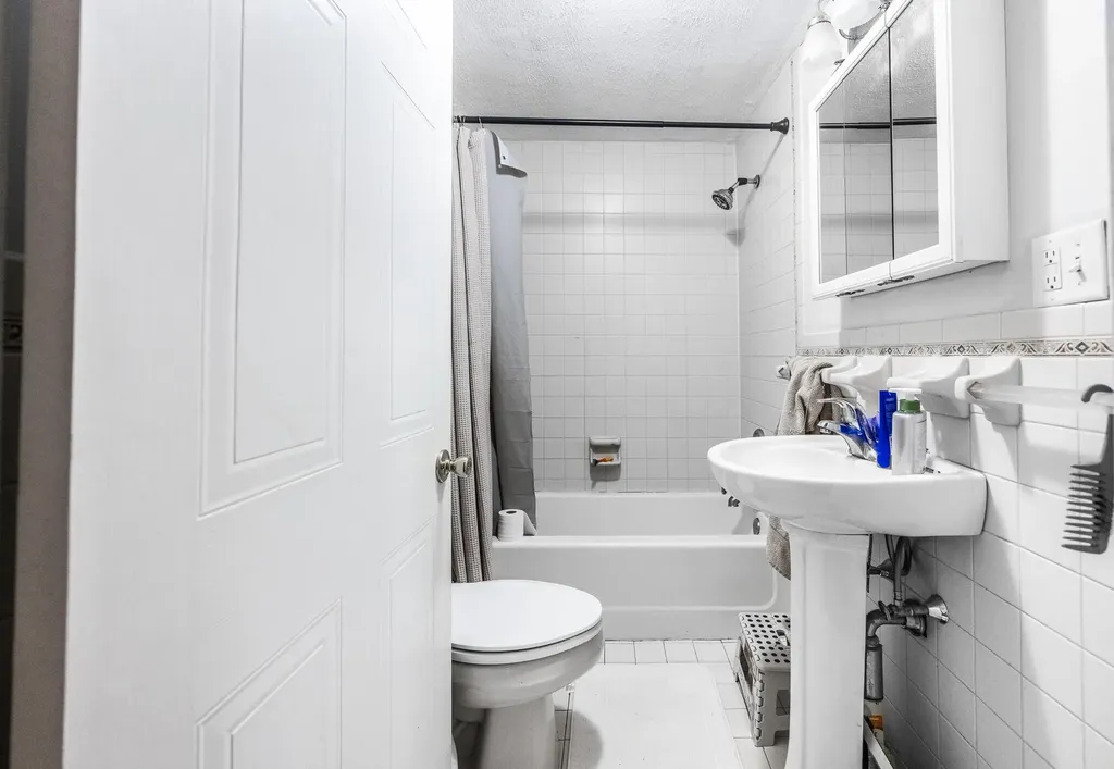 28 Abbott Street Old Town ME 04468