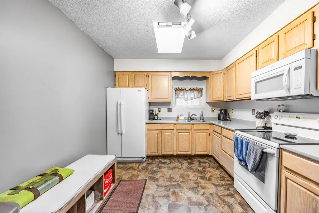 28 Abbott Street Old Town ME 04468