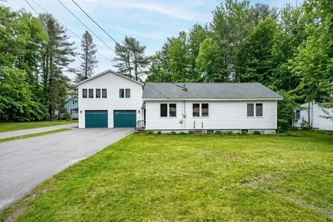28 Abbott Street Old Town ME 04468