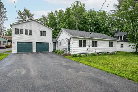 28 Abbott Street Old Town ME 04468