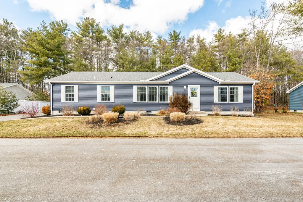 108 Country Way North Berwick ME 03906