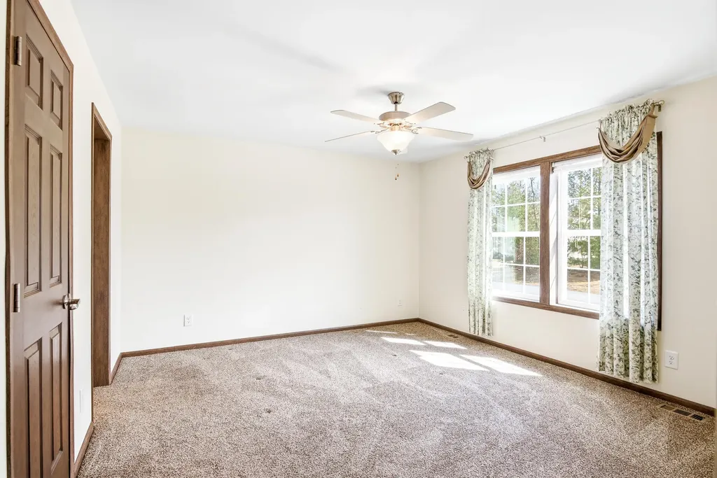 108 Country Way North Berwick ME 03906