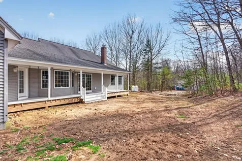 19 Deer Hill N Standish ME 04084