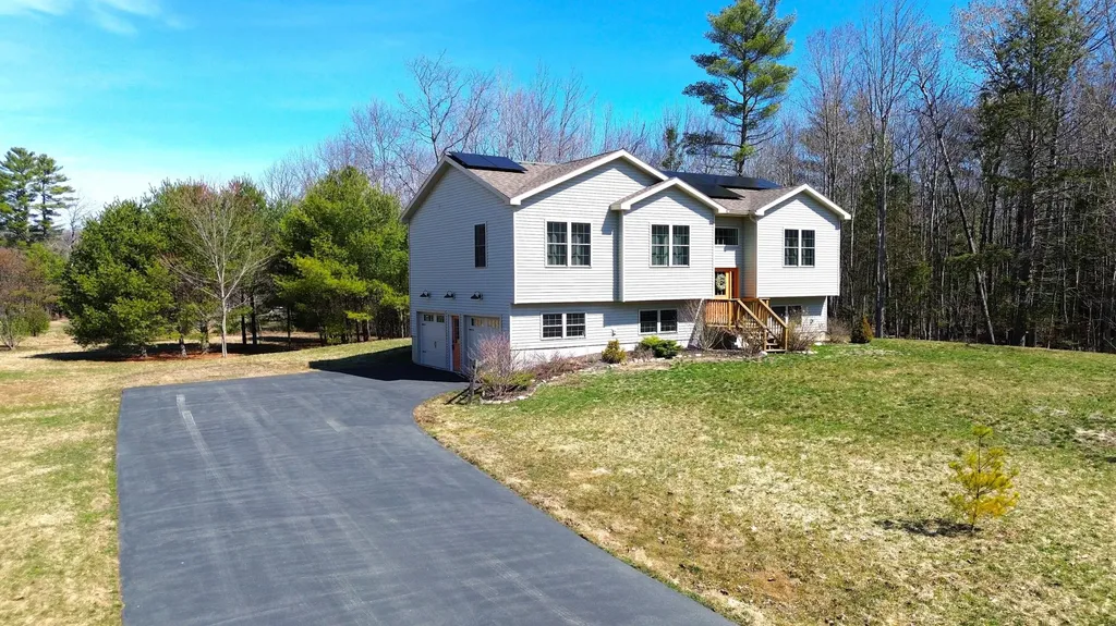 2 Partridge Run Drive Winthrop ME 04364