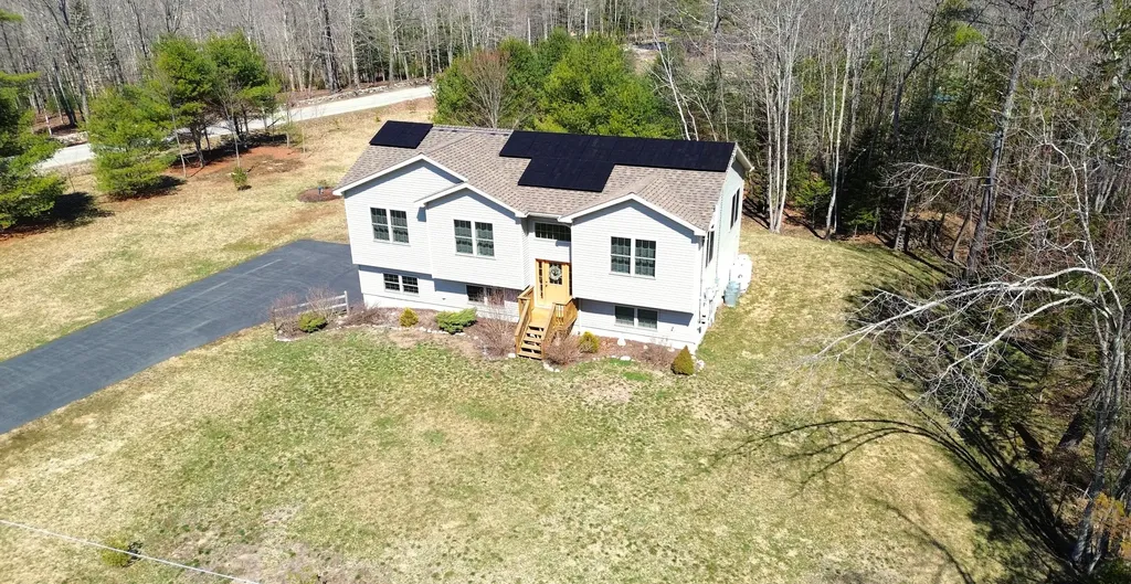 2 Partridge Run Drive Winthrop ME 04364