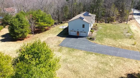 2 Partridge Run Drive Winthrop ME 04364
