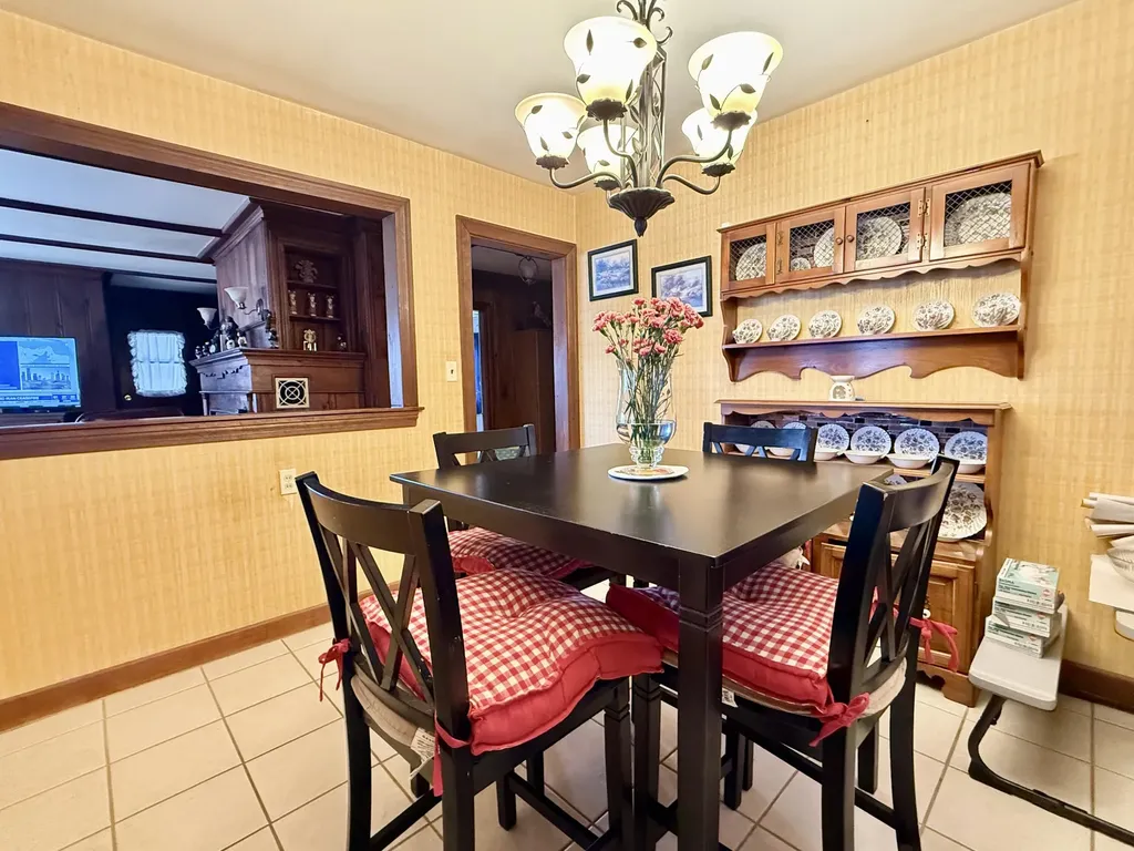 687 Main Street Sanford ME 04073