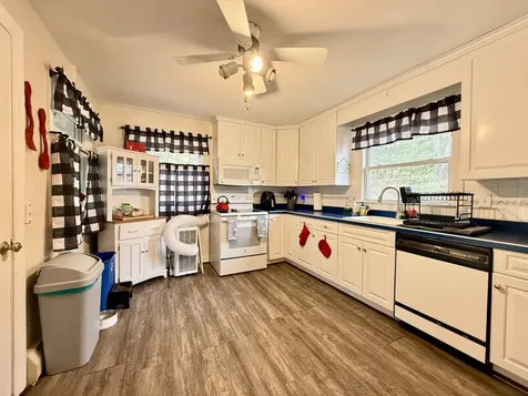 687 Main Street Sanford ME 04073