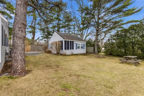 1413 Post Road Wells ME 04090
