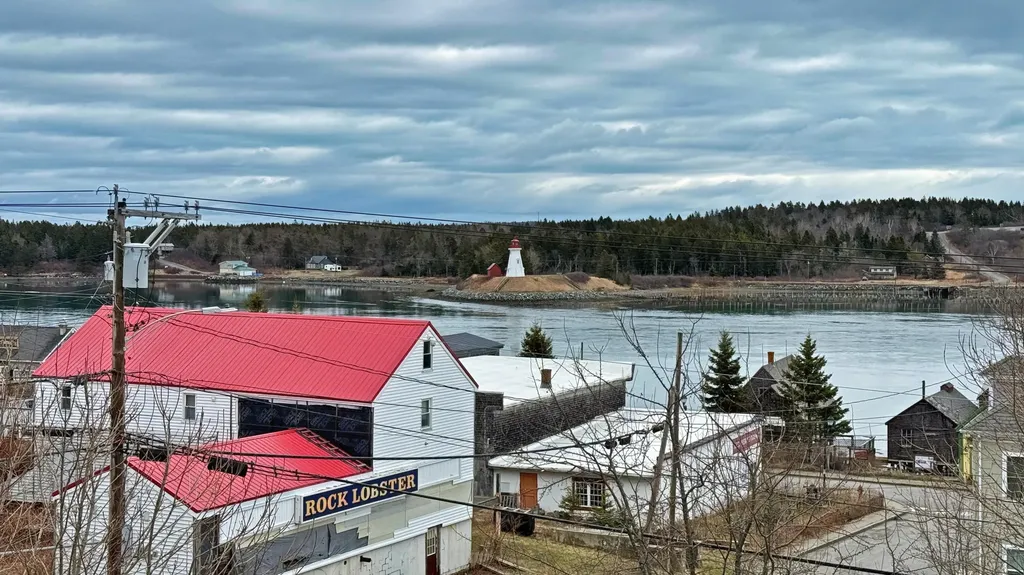 16 School Street Lubec ME 04652