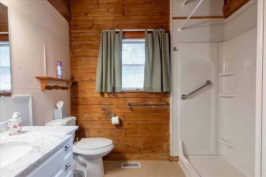 11 Warren Lane Boothbay Harbor ME 04538