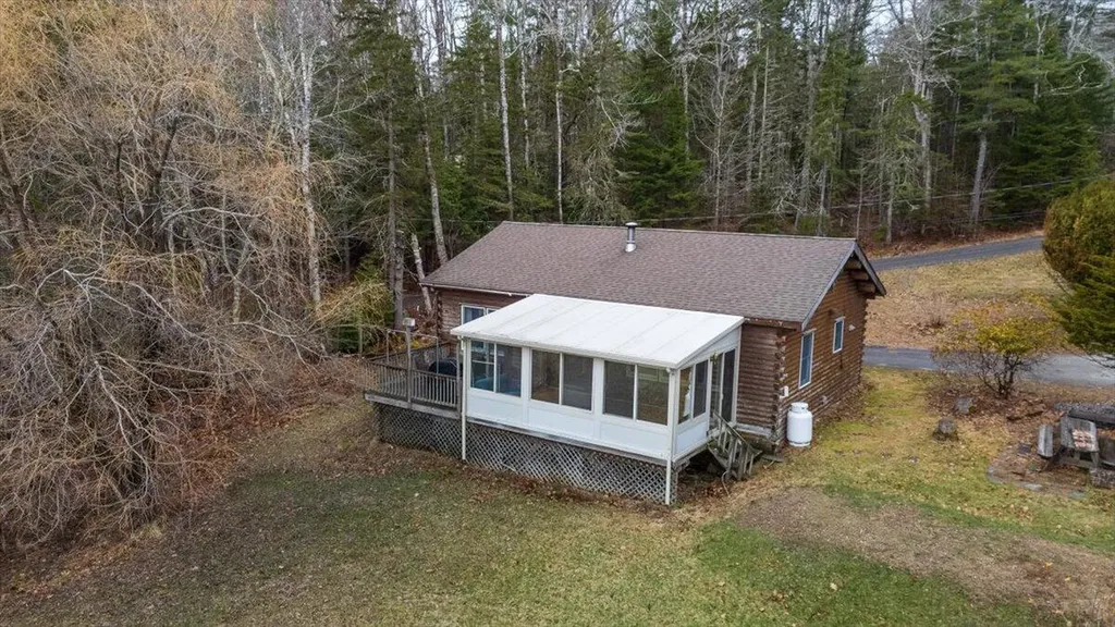 11 Warren Lane Boothbay Harbor ME 04538