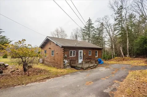 11 Warren Lane Boothbay Harbor ME 04538