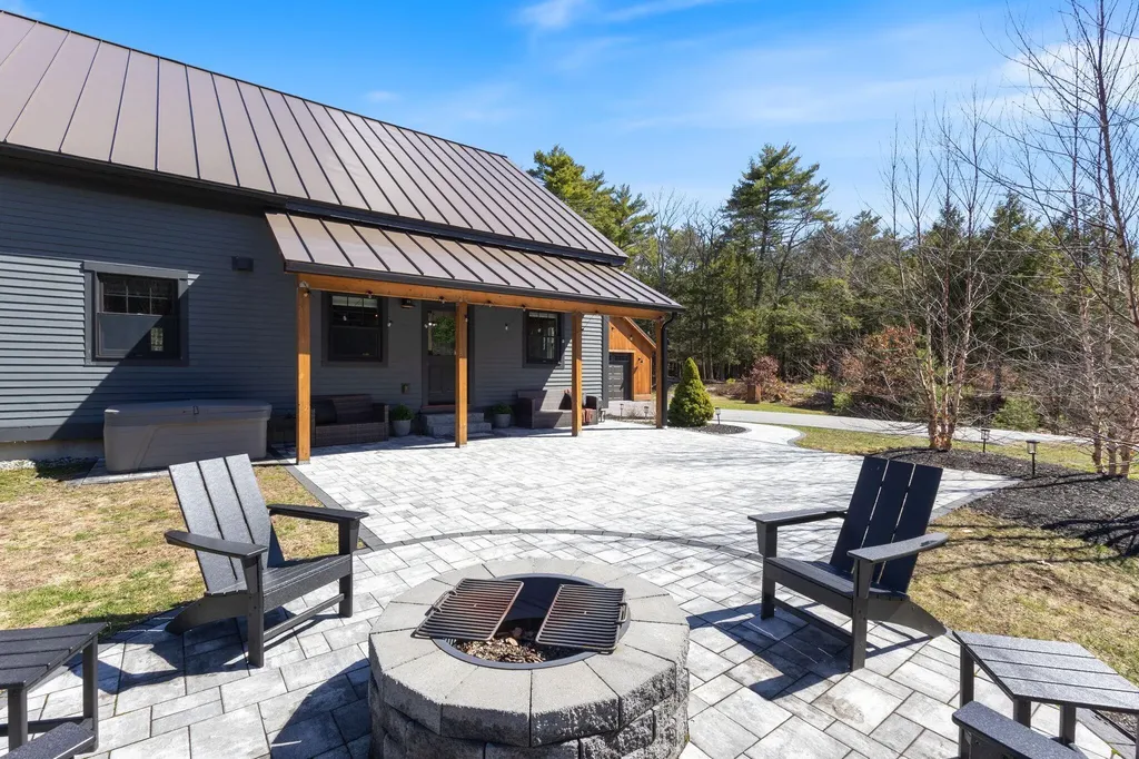 43 Meader Road Westbrook ME 04092