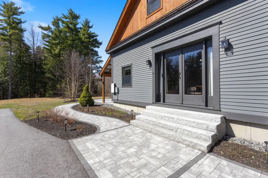 43 Meader Road Westbrook ME 04092