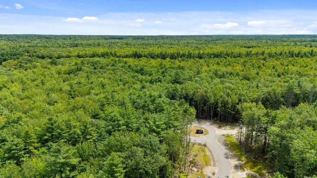 4 Dogwood Circle Kennebunk ME 04043