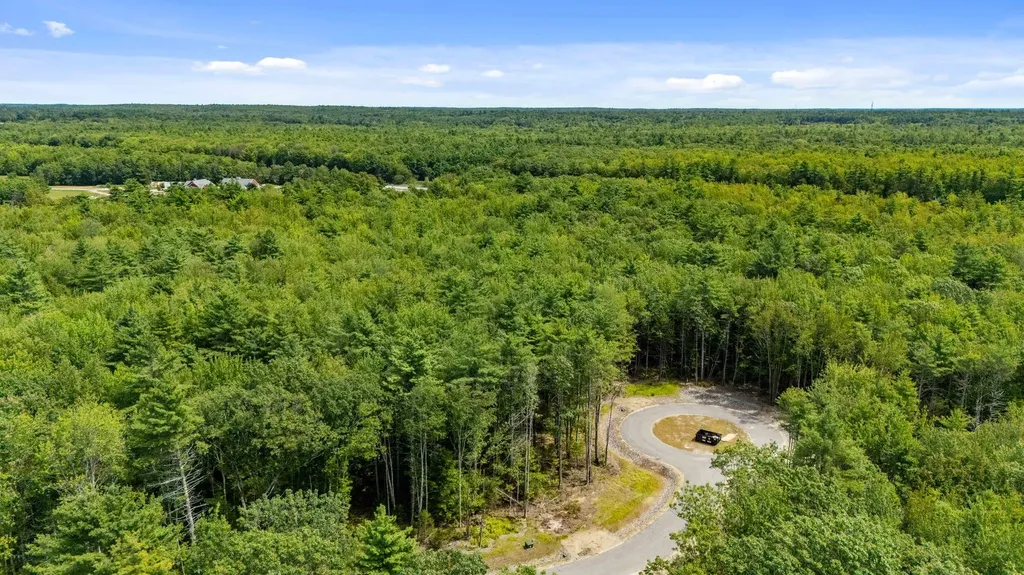 4 Dogwood Circle Kennebunk ME 04043