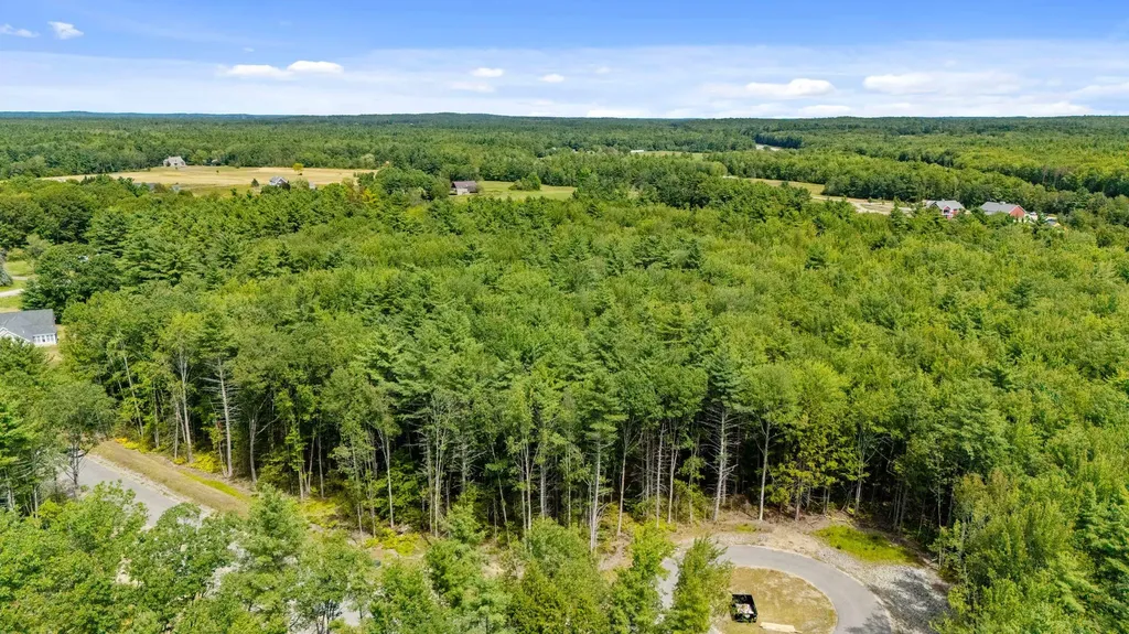 4 Dogwood Circle Kennebunk ME 04043