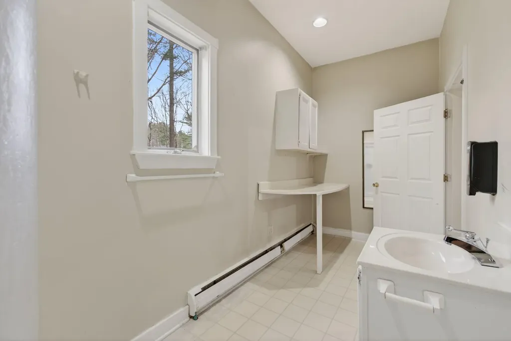 40 Belmont Street Brunswick ME 04011