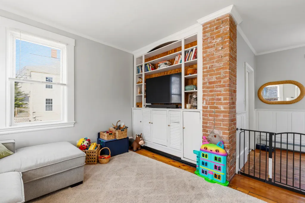 7 Union Street Saco ME 04072