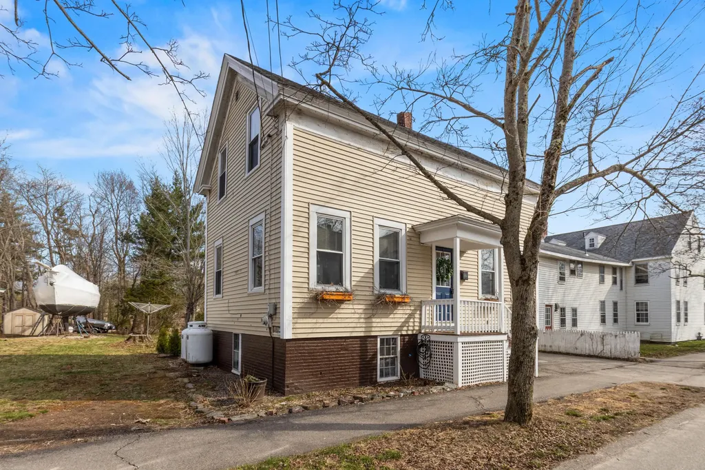 7 Union Street Saco ME 04072