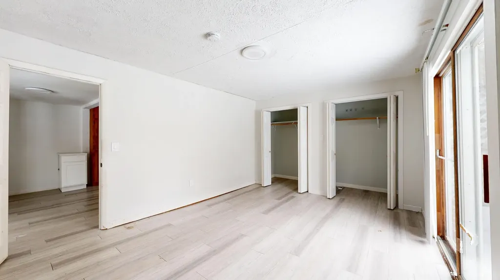 121-123 Oak Hill Road Auburn ME 04210