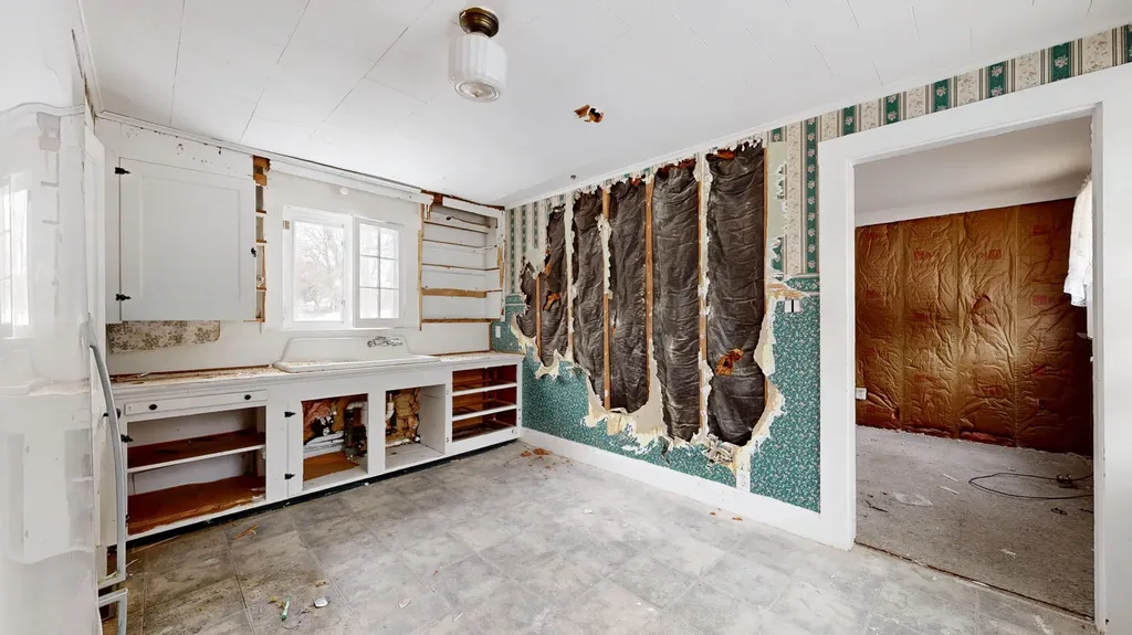 121-123 Oak Hill Road Auburn ME 04210