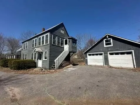 121-123 Oak Hill Road Auburn ME 04210