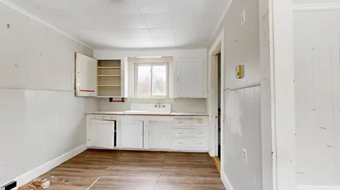 121-123 Oak Hill Road Auburn ME 04210