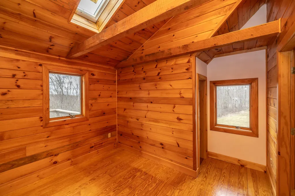 318 Hatchet Mountain Road Hope ME 04847