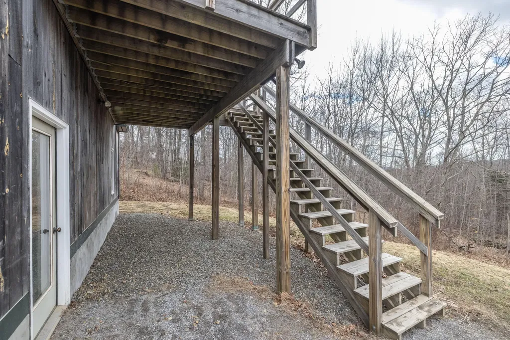 318 Hatchet Mountain Road Hope ME 04847