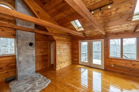 318 Hatchet Mountain Road Hope ME 04847