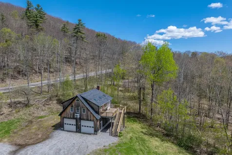 318 Hatchet Mountain Road Hope ME 04847