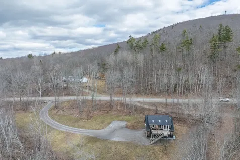 318 Hatchet Mountain Road Hope ME 04847
