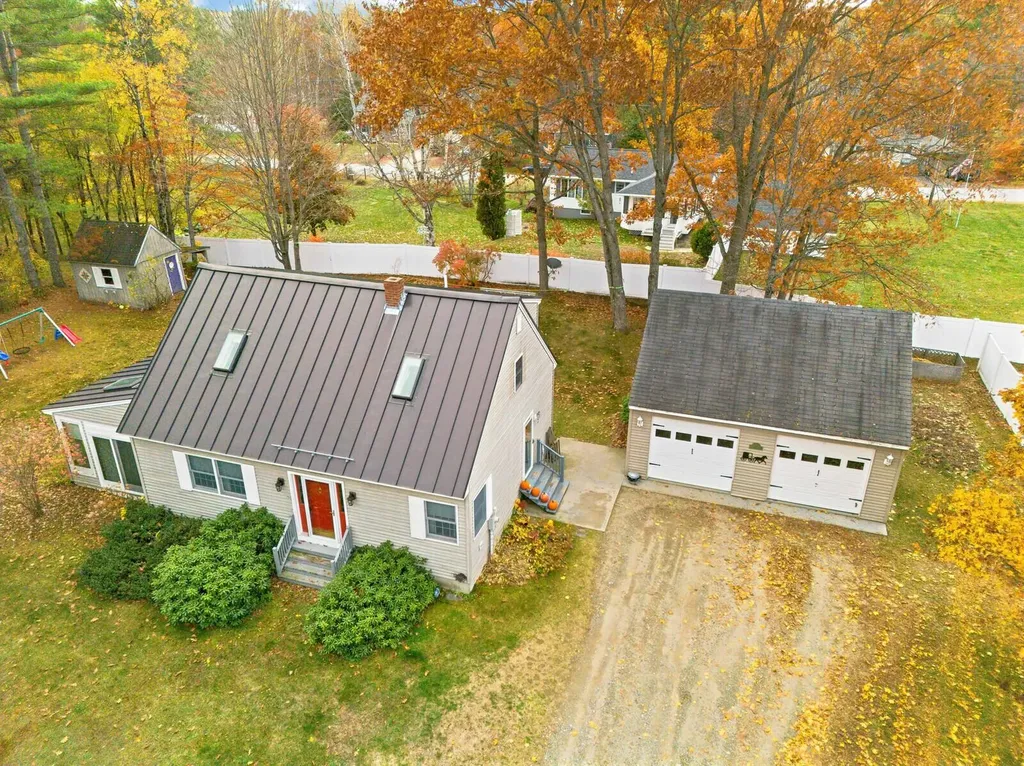 137 Barlen Street Farmington ME 04938