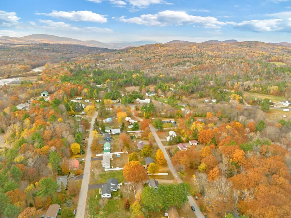 137 Barlen Street Farmington ME 04938