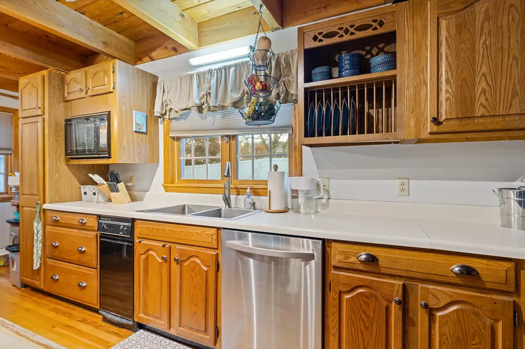 137 Barlen Street Farmington ME 04938