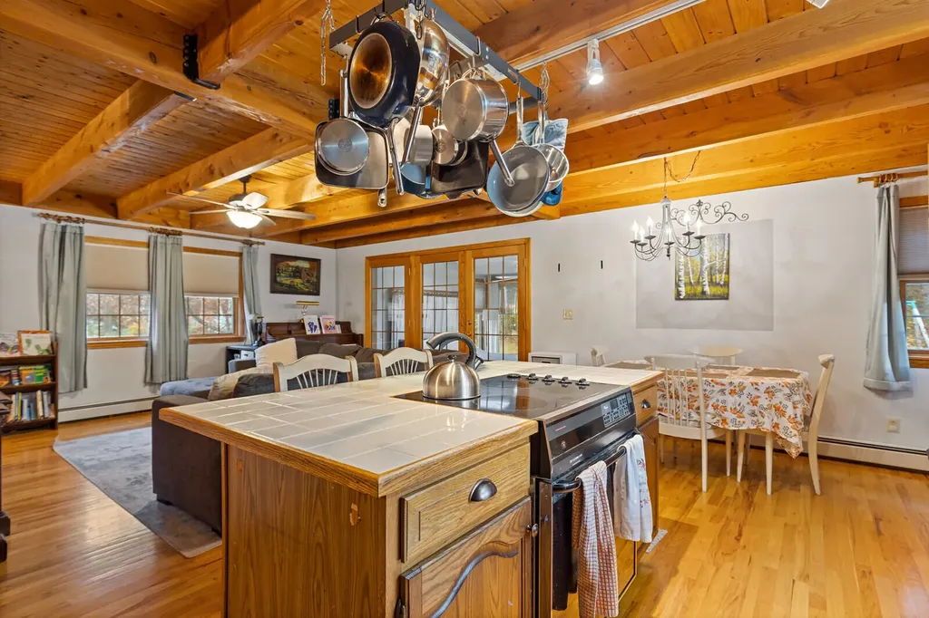 137 Barlen Street Farmington ME 04938